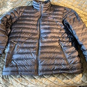 Men’s Patagonia L Down Jacket